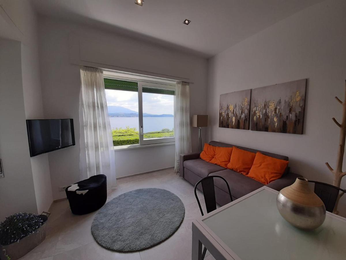 Bmp Apartment Gioiosa 2 Giardino Vista Lago Maggiore Belgirate Exterior photo